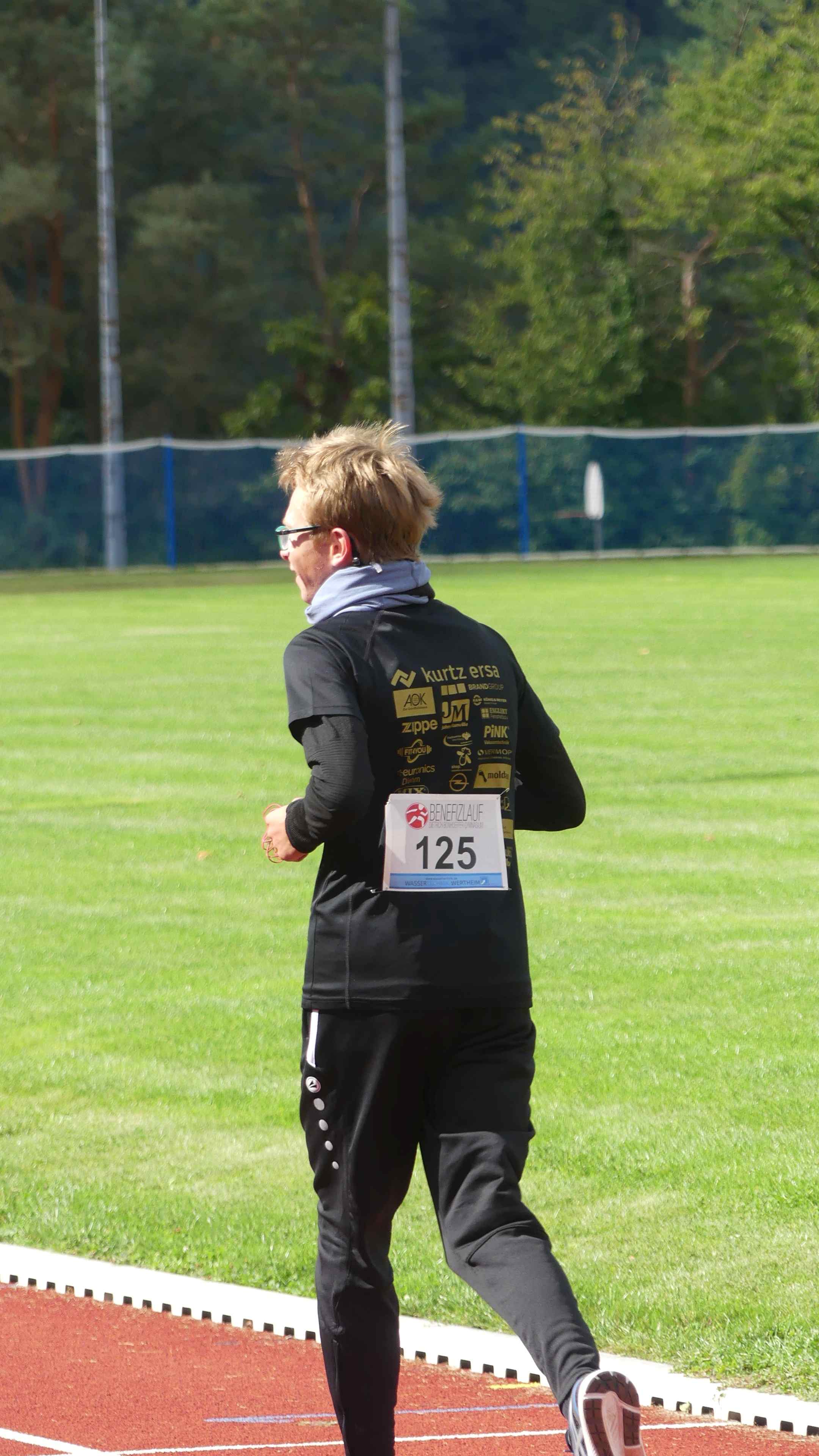 Bild vom 14. Benefizlauf im Jahr 2024. Dies ist das 169. Bild.